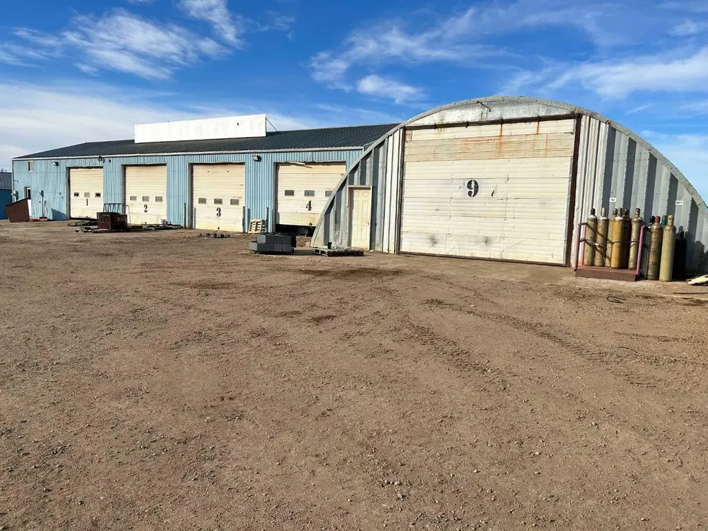 4905 57 Avenue Two Hills AB T0B 4K0