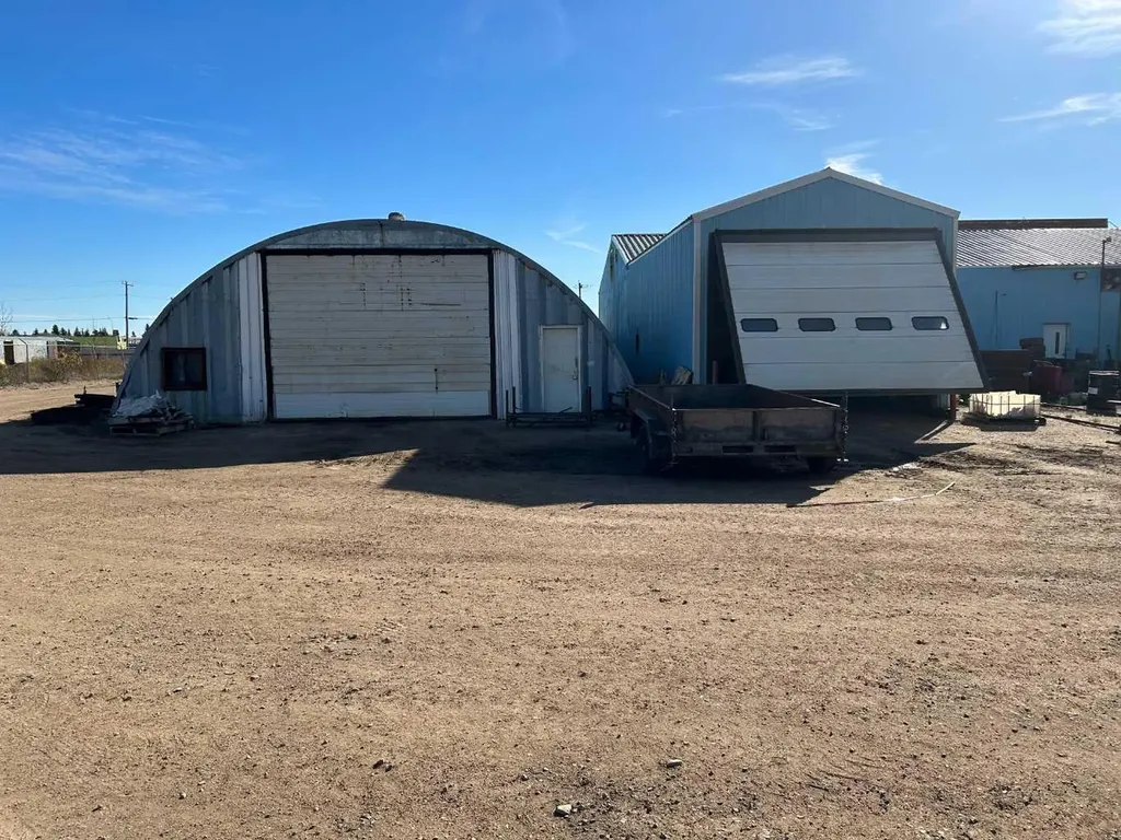 4905 57 Avenue Two Hills AB T0B 4K0