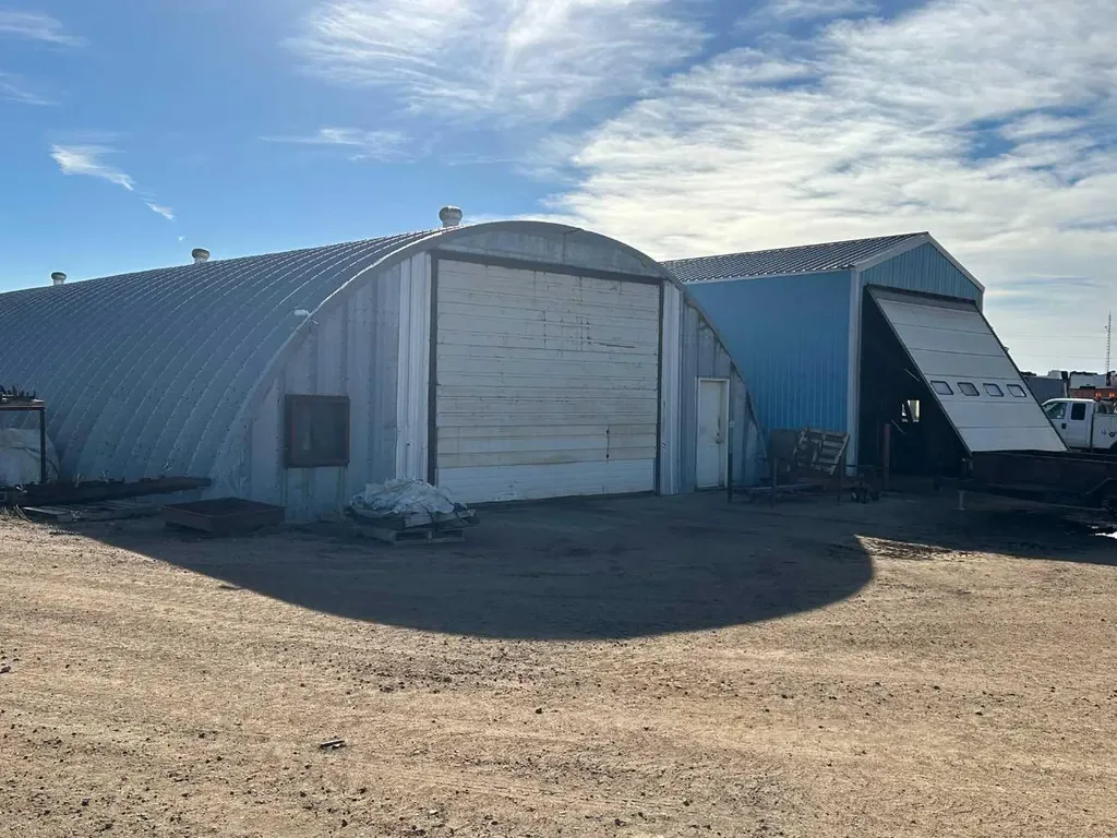 4905 57 Avenue Two Hills AB T0B 4K0