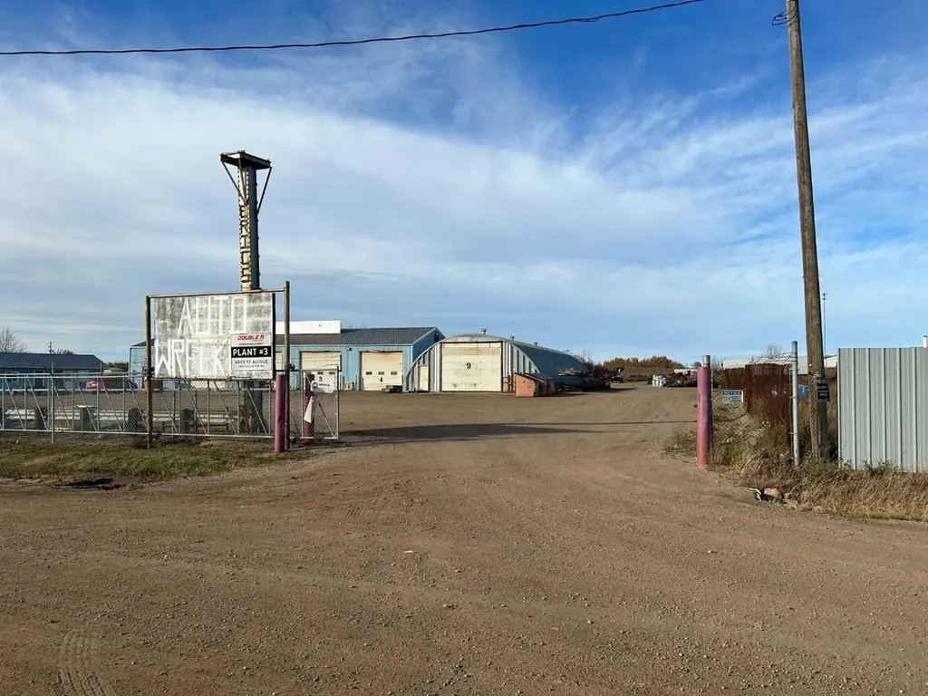 4905 57 Avenue Two Hills AB T0B 4K0