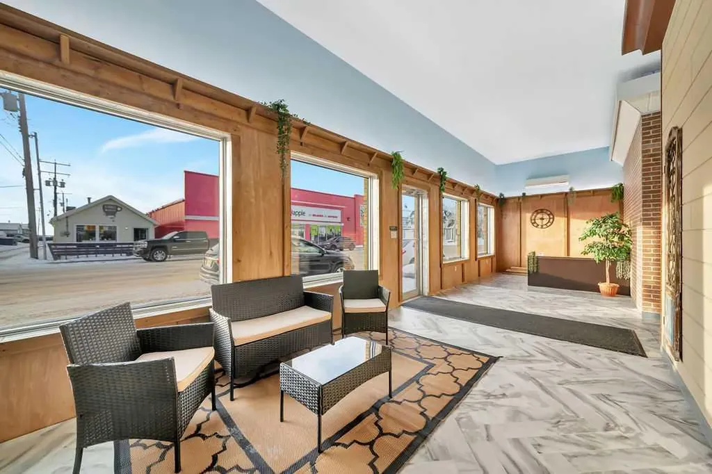 5034 51 Avenue Provost AB T0B 3S0