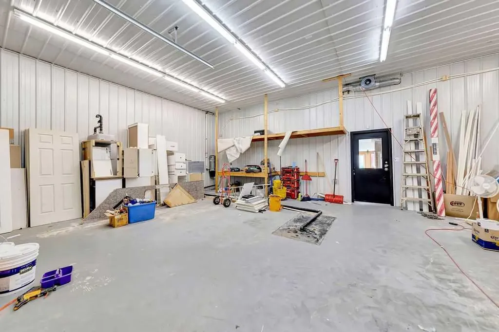 5034 51 Avenue Provost AB T0B 3S0