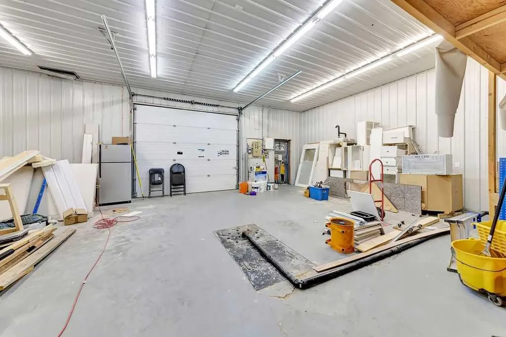 5034 51 Avenue Provost AB T0B 3S0