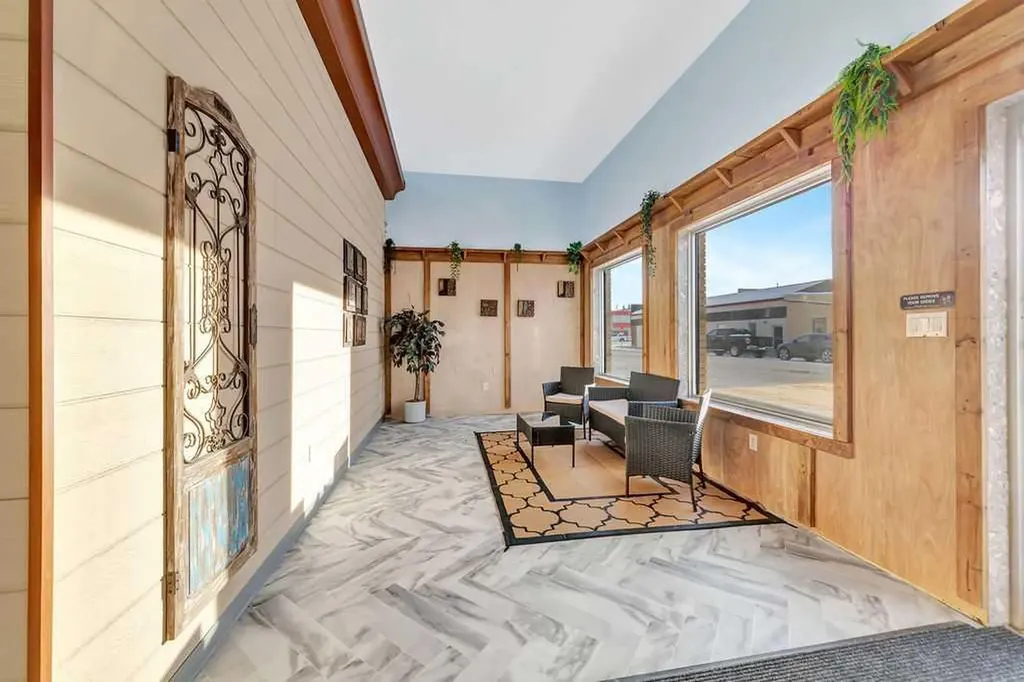 5034 51 Avenue Provost AB T0B 3S0