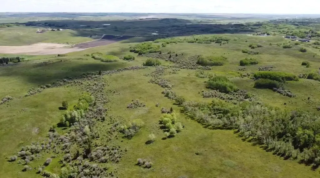 W-5.R-3,T-26,S-22, Q-sw Lochend Road NW Rural Rocky View County AB T4C 2B3