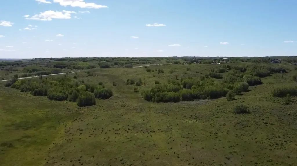 W-5.R-3,T-26,S-22, Q-sw Lochend Road NW Rural Rocky View County AB T4C 2B3