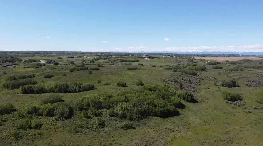 W-5.R-3,T-26,S-22, Q-sw Lochend Road NW Rural Rocky View County AB T4C 2B3