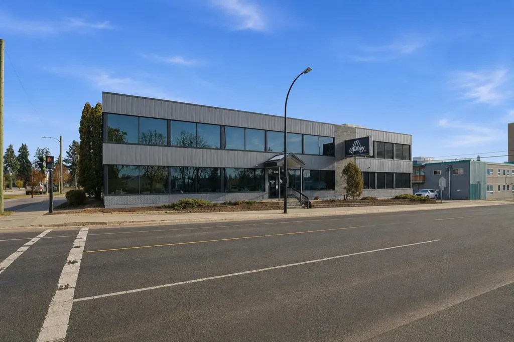 5233 49 Avenue Red Deer AB T4N 5G5