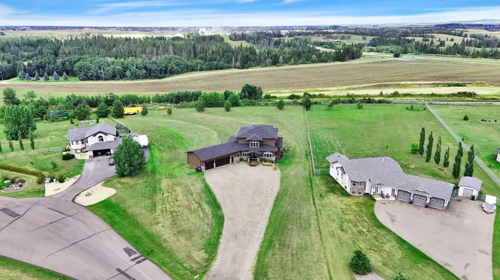 27240 Township Road 392 Rural Red Deer County AB T4S 1X5