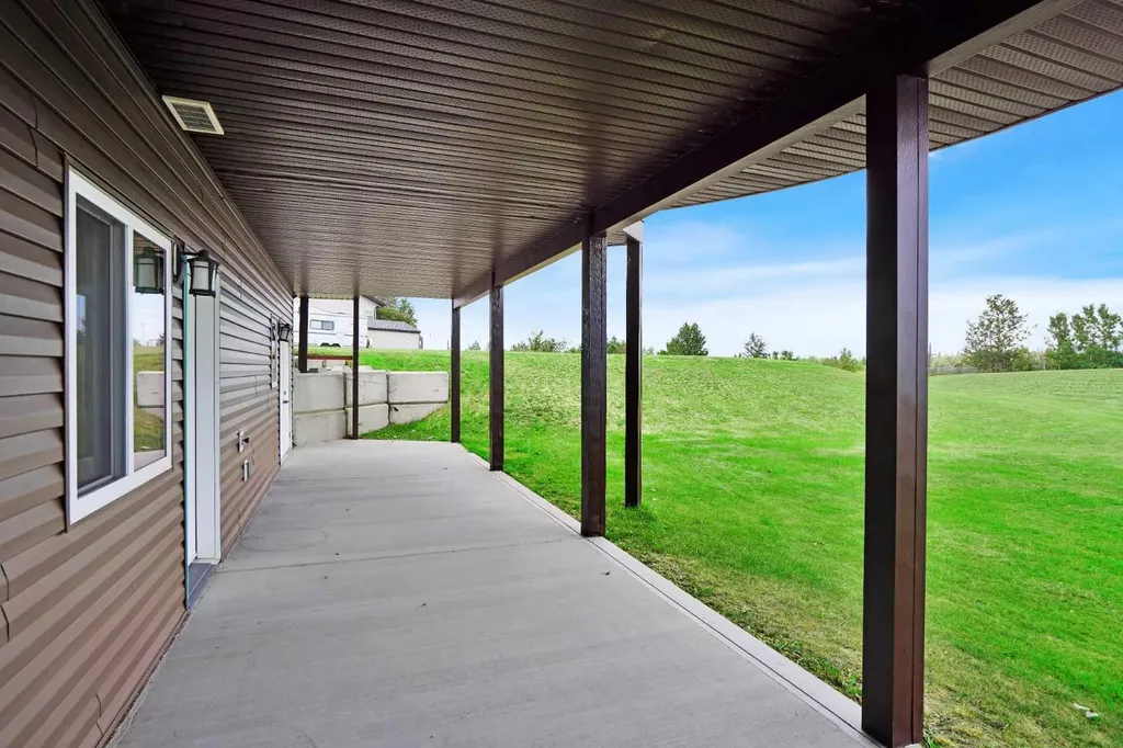 27240 Township Road 392 Rural Red Deer County AB T4S 1X5