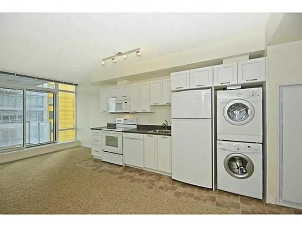 3830 Brentwood Road NW Calgary AB T2L 2J9
