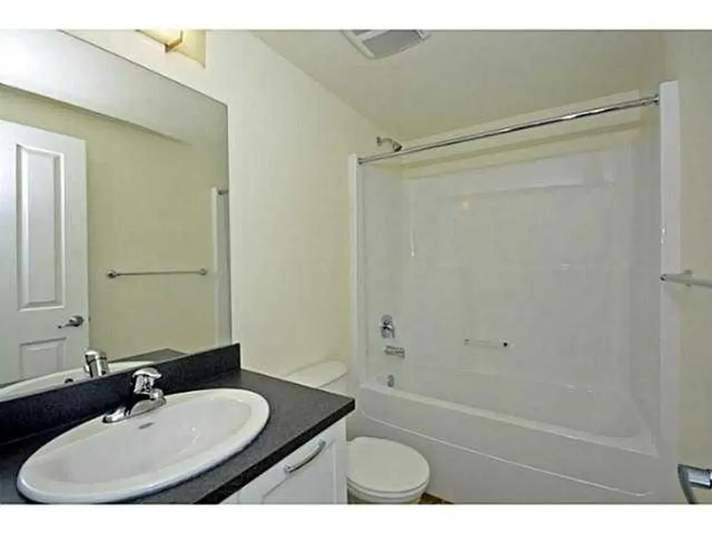 3830 Brentwood Road NW Calgary AB T2L 2J9