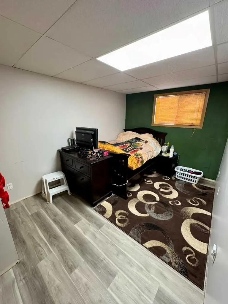 1925 5 Avenue Wainwright AB T9W1J3