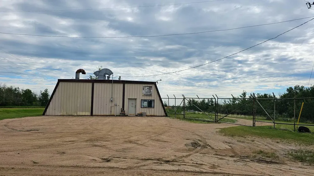 5121 Industrial Crescent Coronation AB T0C1C0