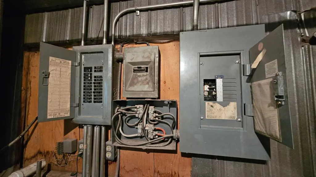 5121 Industrial Crescent Coronation AB T0C1C0