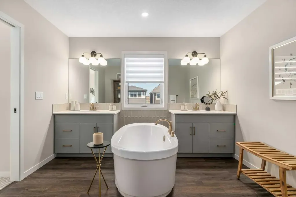 80 Magnolia Green SE Calgary AB T3M 3X8