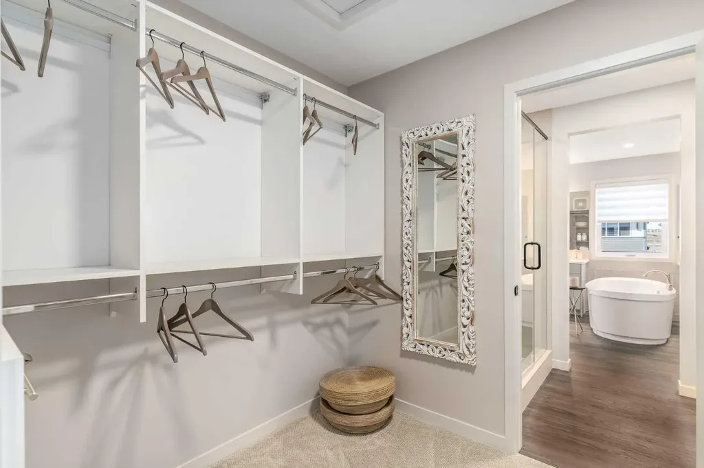 80 Magnolia Green SE Calgary AB T3M 3X8