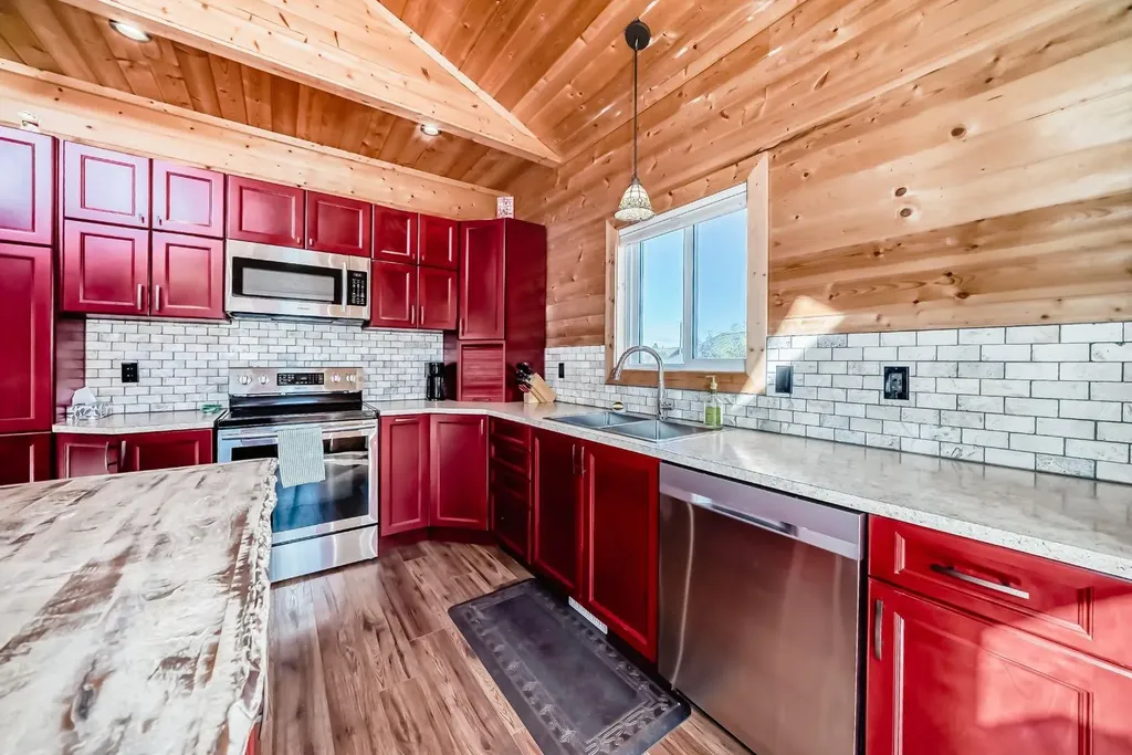 12 Destini Drive White Sands AB T0C2L0