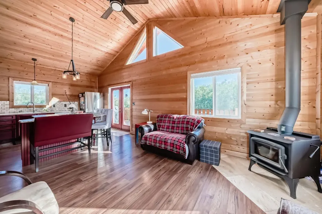 12 Destini Drive White Sands AB T0C2L0