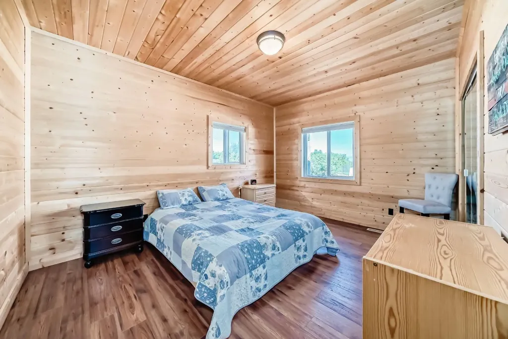 12 Destini Drive White Sands AB T0C2L0