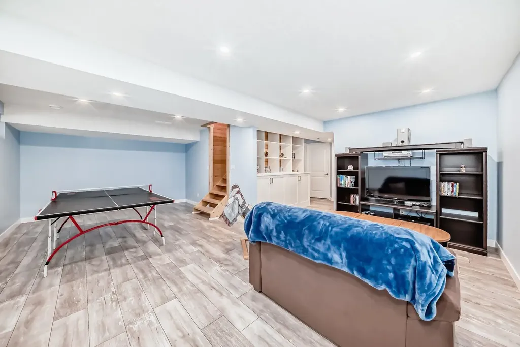 12 Destini Drive White Sands AB T0C2L0