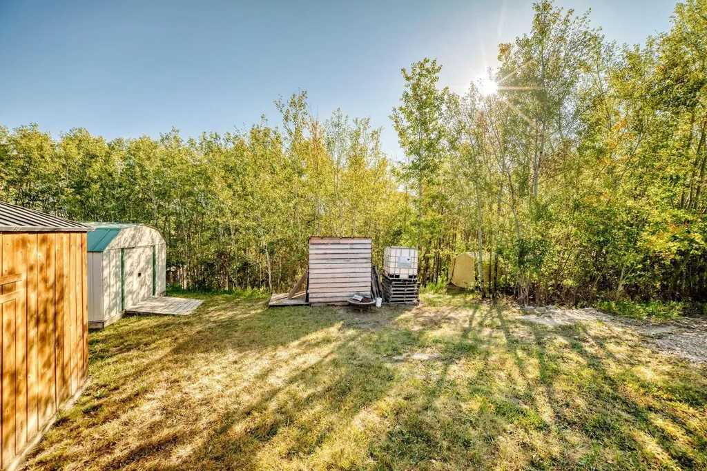 12 Destini Drive White Sands AB T0C2L0