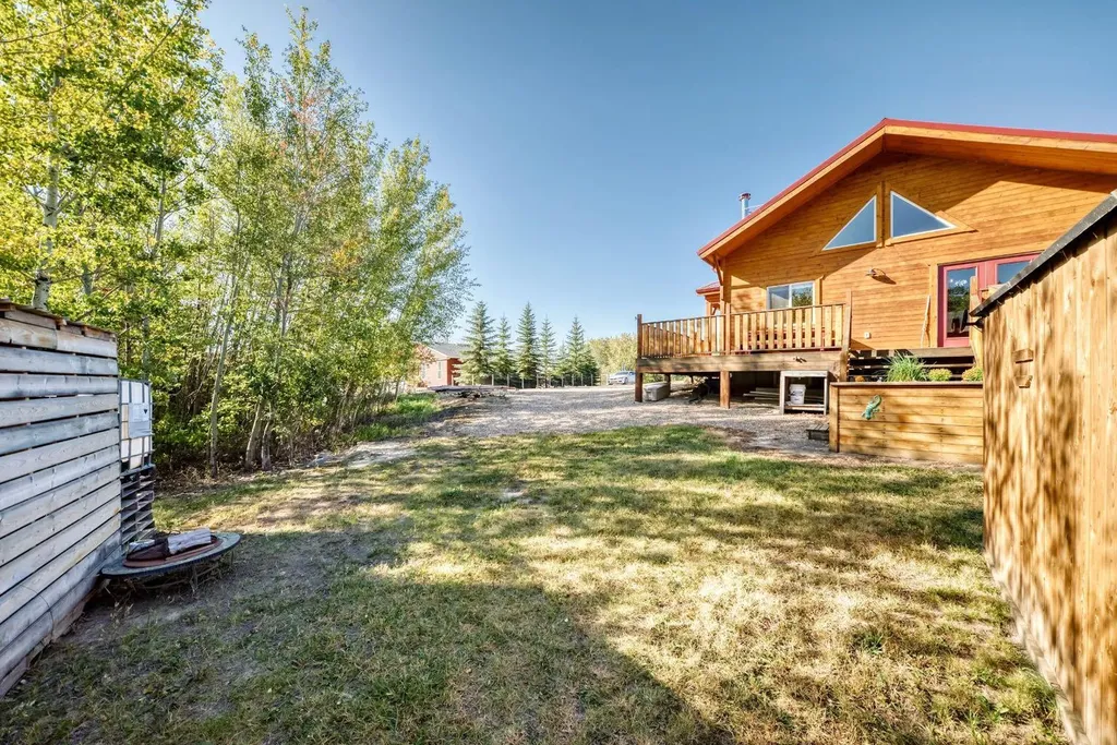 12 Destini Drive White Sands AB T0C2L0