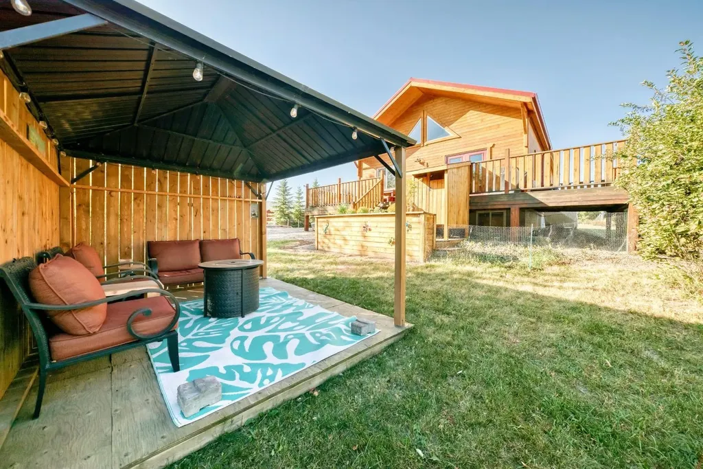 12 Destini Drive White Sands AB T0C2L0