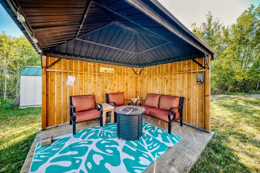 12 Destini Drive White Sands AB T0C2L0