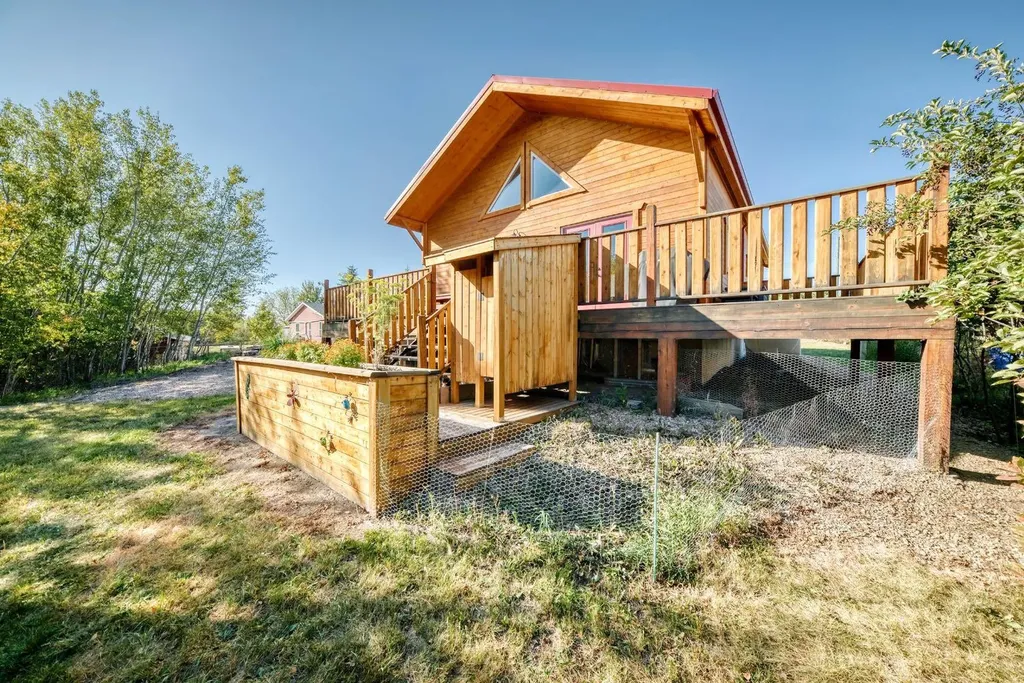 12 Destini Drive White Sands AB T0C2L0