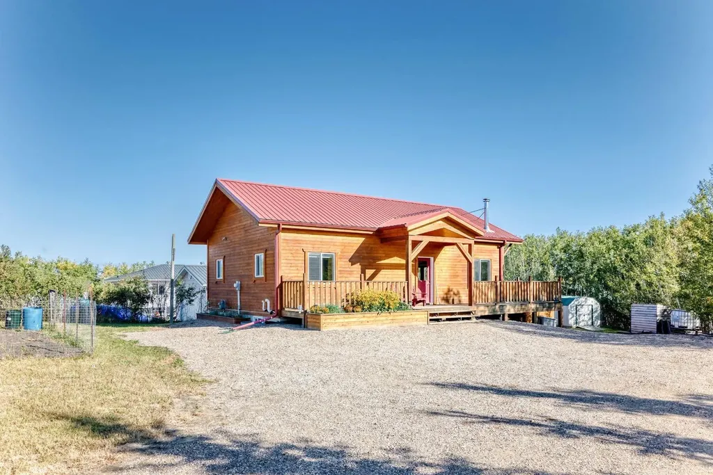 12 Destini Drive White Sands AB T0C2L0