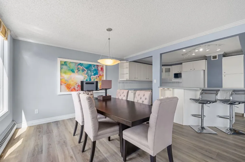 1001 13 Avenue SW Calgary AB T2R 0L5