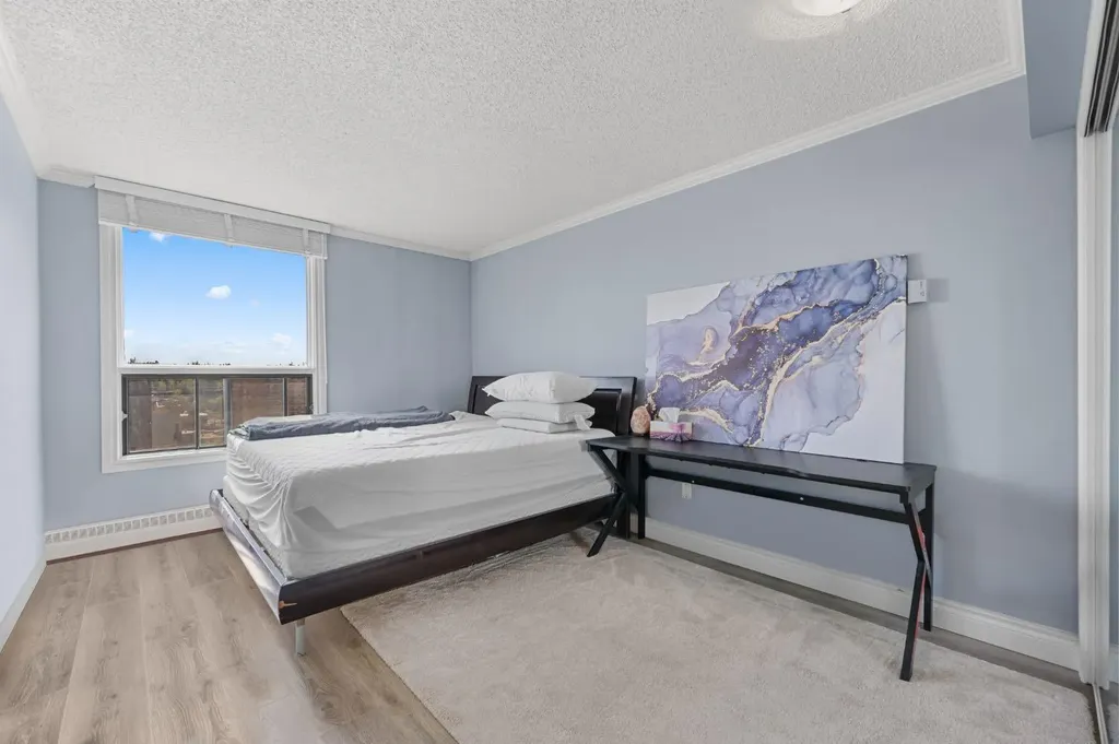 1001 13 Avenue SW Calgary AB T2R 0L5
