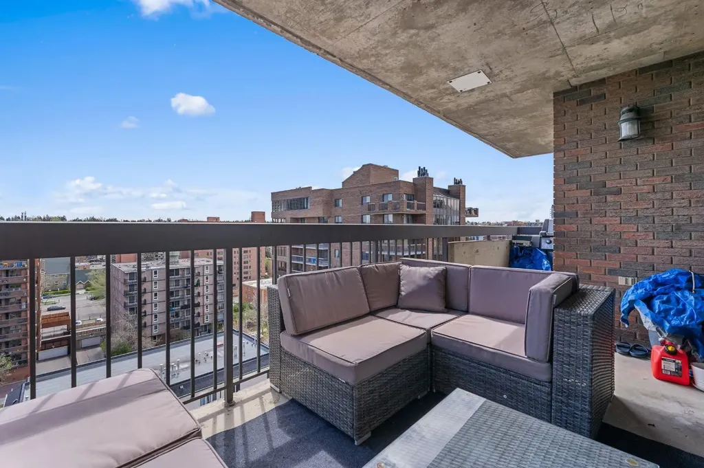 1001 13 Avenue SW Calgary AB T2R 0L5