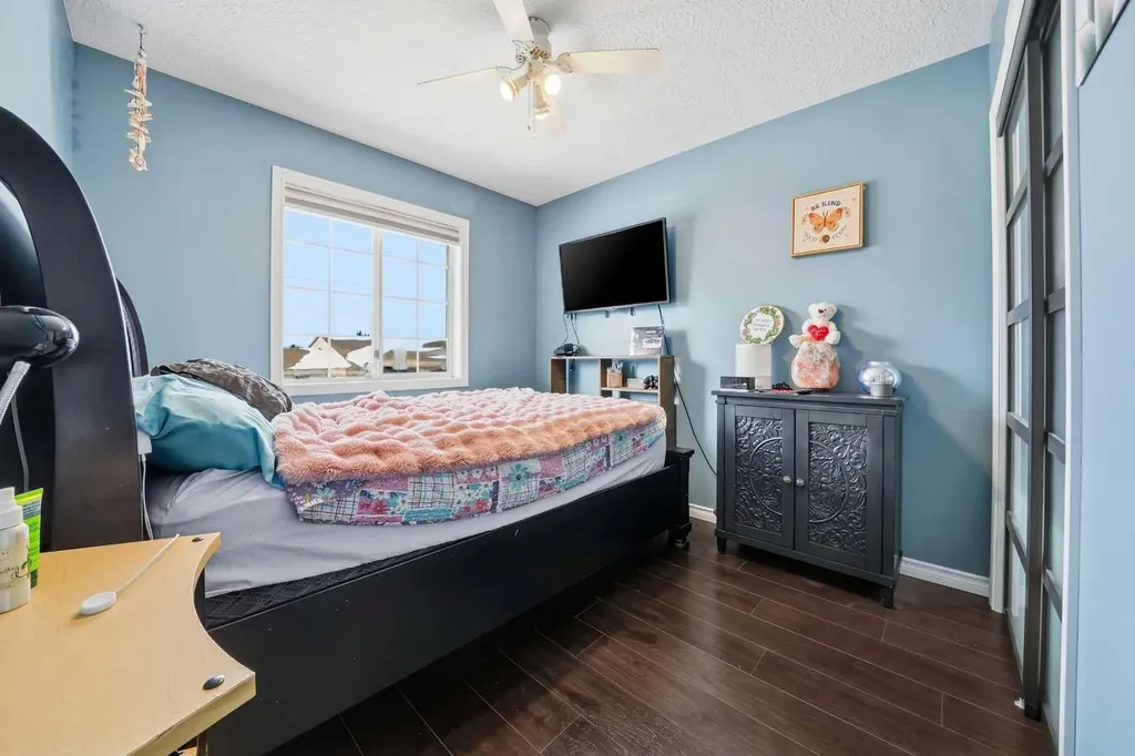 4707 44 Street Sylvan Lake AB T4S 1P5