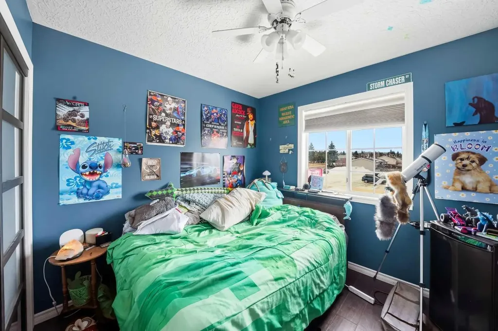 4707 44 Street Sylvan Lake AB T4S 1P5