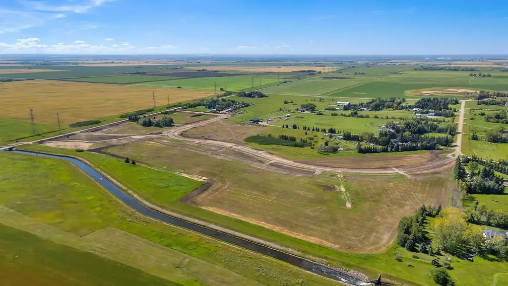 12 Canal Estate Boulevard Rural Rocky View County AB T1X 0H6