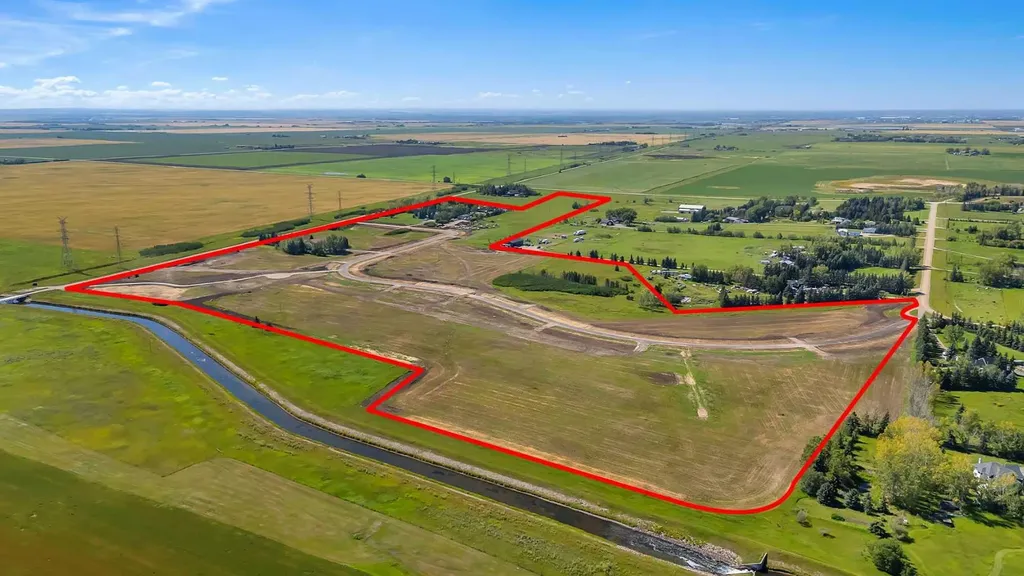 12 Canal Estate Boulevard Rural Rocky View County AB T1X 0H6