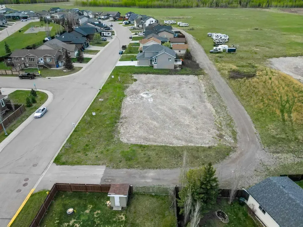 224 12 Avenue NE Sundre AB T0M1X0