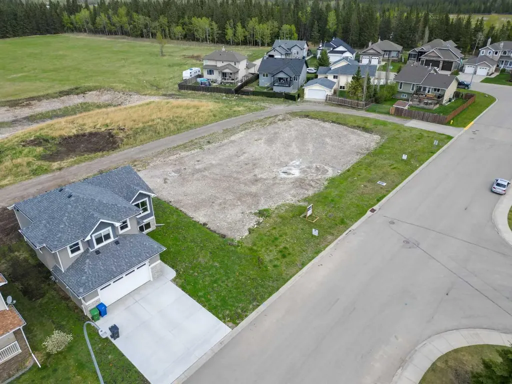 222 12 Avenue NE Sundre AB T0M1X0