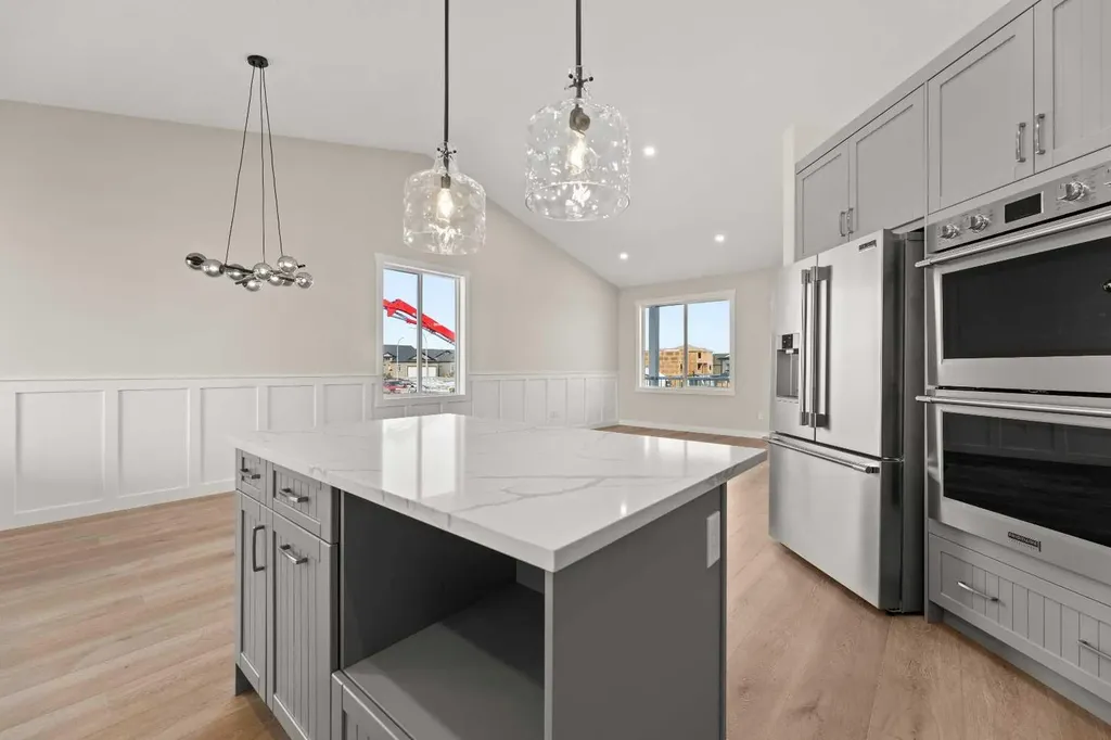 5 Williams Avenue Olds AB T4H 1E7