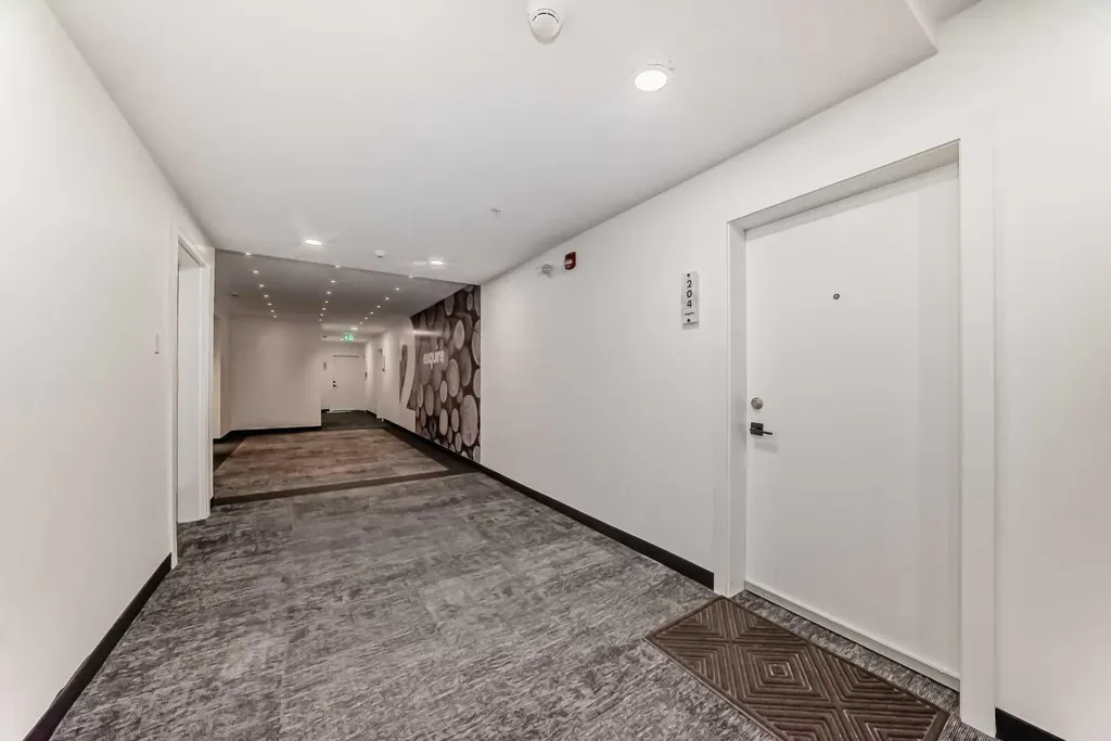 4275 Norford Avenue NW Calgary AB T3B 6M2