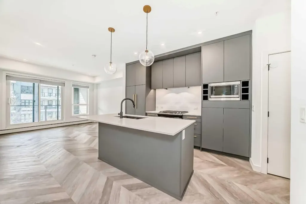 4275 Norford Avenue NW Calgary AB T3B 6M2