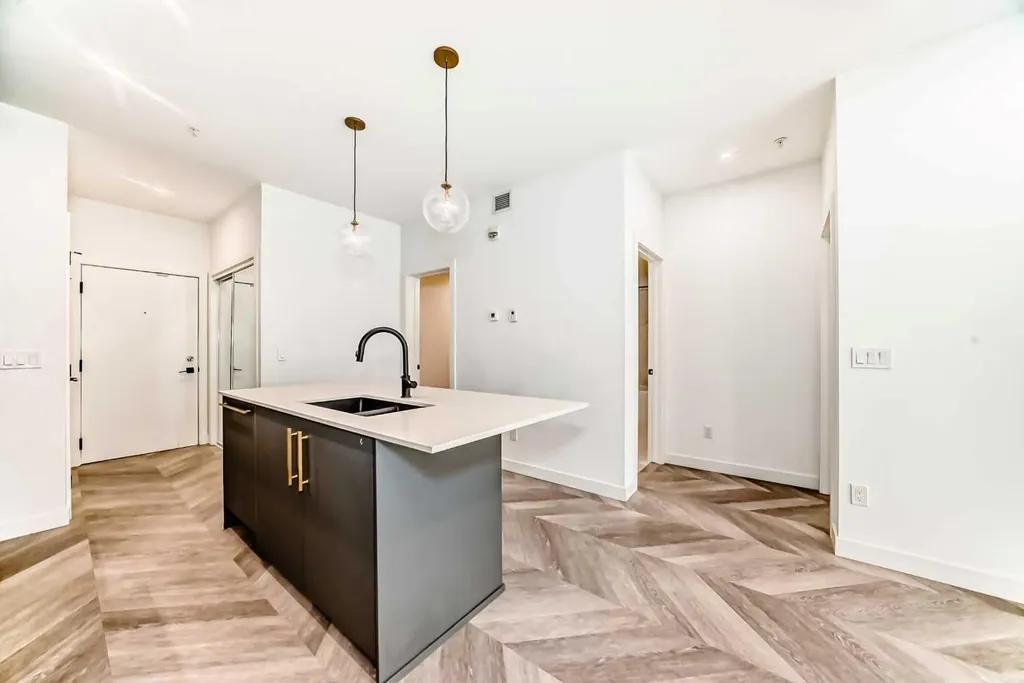 4275 Norford Avenue NW Calgary AB T3B 6M2