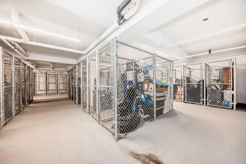 4275 Norford Avenue NW Calgary AB T3B 6M2