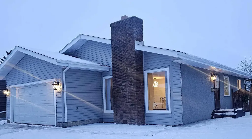 112 Barrett Drive Red Deer AB T4R 1J3