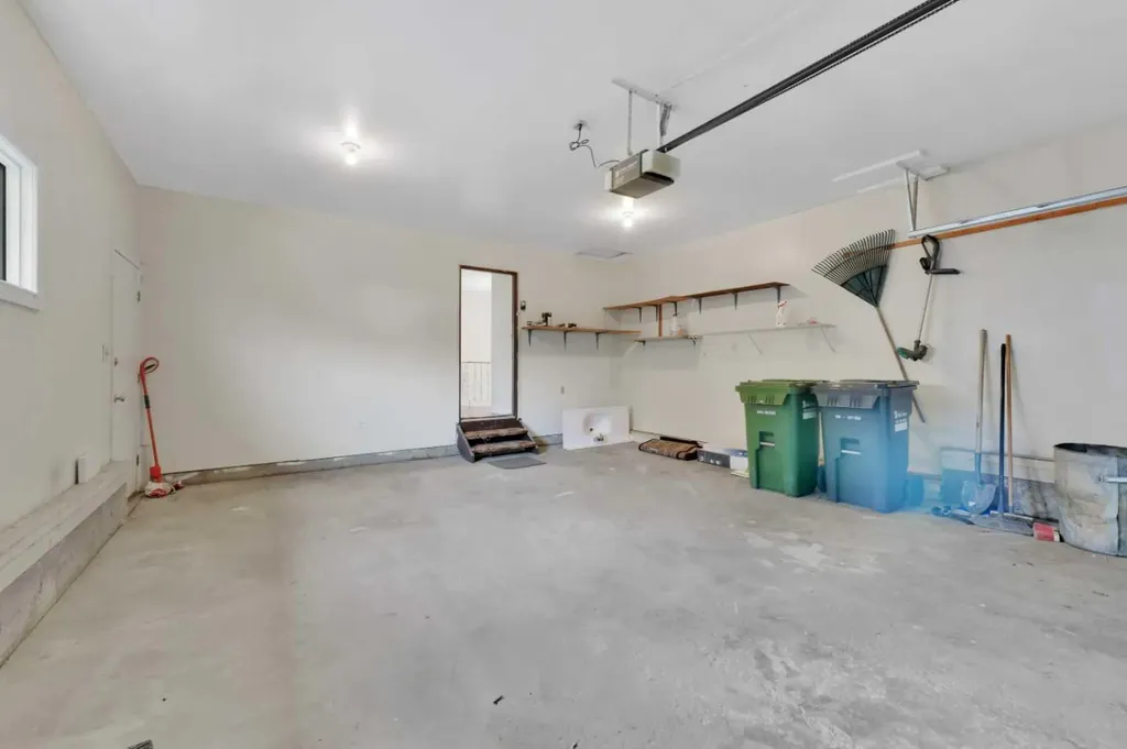 112 Barrett Drive Red Deer AB T4R 1J3