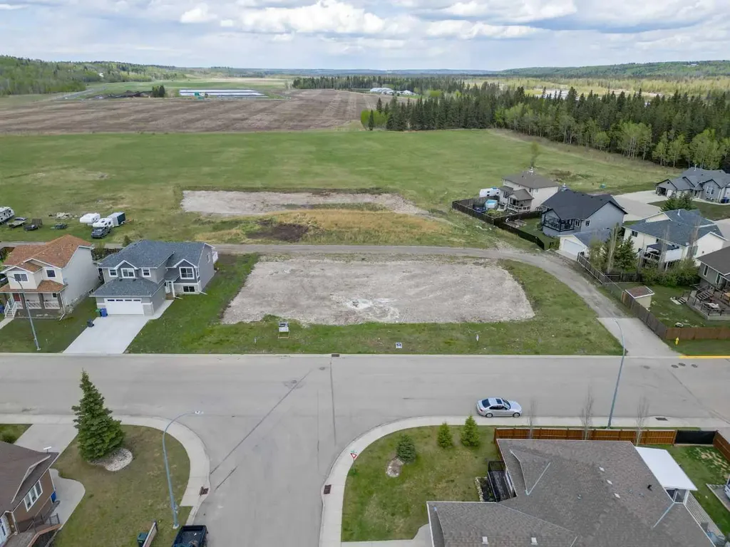 220 12 Avenue NE Sundre AB T0M1X0