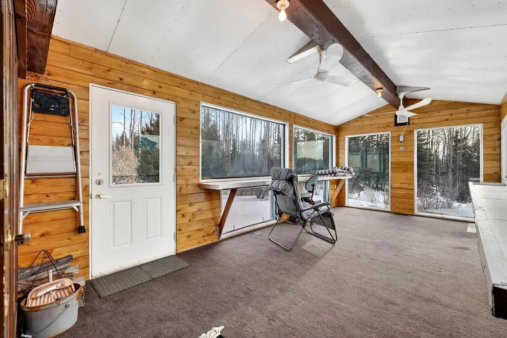 33235 Range Road 64 Rural Mountain View County AB T0M 1X0