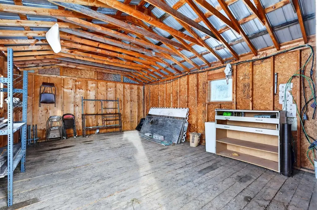 33235 Range Road 64 Rural Mountain View County AB T0M 1X0
